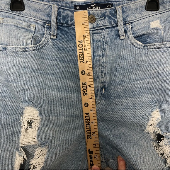 Hollister Ultra High Rise Vintage Straight Frayed Distressed Jeans 9 Short / 29 - Picture 10 of 12